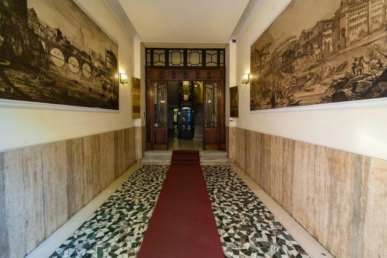 Domus Ovidio Daire Roma İtalya
